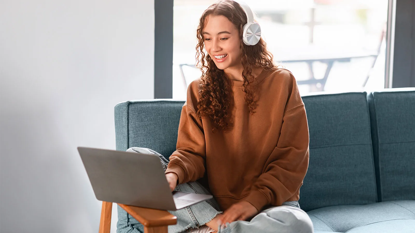 RENTRÉE ÉTUDIANTE : LA B&YOU PURE FIBRE EST À 24,99€/MOIS AVEC L’INSTALLATION REMBOURSÉE