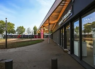 UNE SUPÉRETTE ET UNE BRASSERIE VONT OUVRIR DANS CE CENTRE COMMERCIAL DU MANS