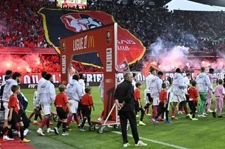 COMMENTAIRE. DANS L’AFFAIRE DU MATCH INVERSÉ CONTRE LE PSG, LE STADE RENNAIS EST LE DINDON DE LA FARCE