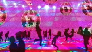 DAVID GUETTA, PISTE TOURNANTE, RENCONTRES… CES BOÎTES DE NUIT MYTHIQUES QUI ONT ÉLECTRISÉ LES SOIRÉES DE L’OUEST