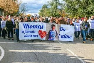 MORT DE THOMAS À CRÉPOL : LE PARQUET DE VALENCE REQUIERT LE RENVOI DE 11 PERSONNES POUR « HOMICIDE »
