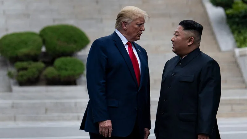 « LA MENACE NUCLÉAIRE ATTEINT UN NIVEAU EXTRÊME »: LA CORÉE DU NORD ACCUSE LES ÉTATS-UNIS ET JUSTIFIE L’EXPANSION DE SON ARSENAL NUCLÉAIRE