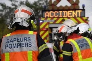 ACCIDENT EN DEUX-SÈVRES : LE CONDUCTEUR TENTE D’ÉVITER UN CHIEN, SES PASSAGERS ARRIÈRE SONT ÉJECTÉS DU VÉHICULE