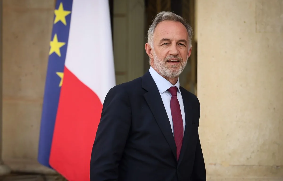PÉRISCOLAIRE À PARIS : EMMANUEL GRÉGOIRE SE PRONONCERA FIN 2026 SUR LES NOUVEAUX RYTHMES SCOLAIRES