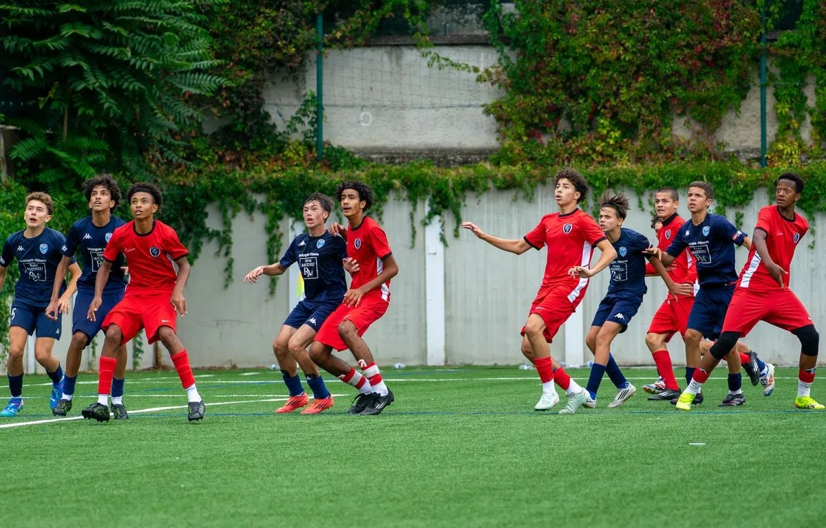 FOOTBALL : POURQUOI LA FORMATION D’ARBITRES EST UNE « BATAILLE » POUR TOUS LES CLUBS AMATEURS