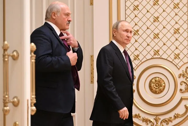 LA BIÉLORUSSIE AURAIT DÉSACTIVÉ SES ANTENNES-RELAIS UTILISÉES PAR MOSCOU CONTRE L’UKRAINE