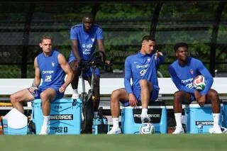 COUPE DU MONDE. PLUSIEURS ABSENTS CHEZ LES BLEUS PENDANT L’ENTRAÎNEMENT À QUELQUES JOURS DE L’IRAK