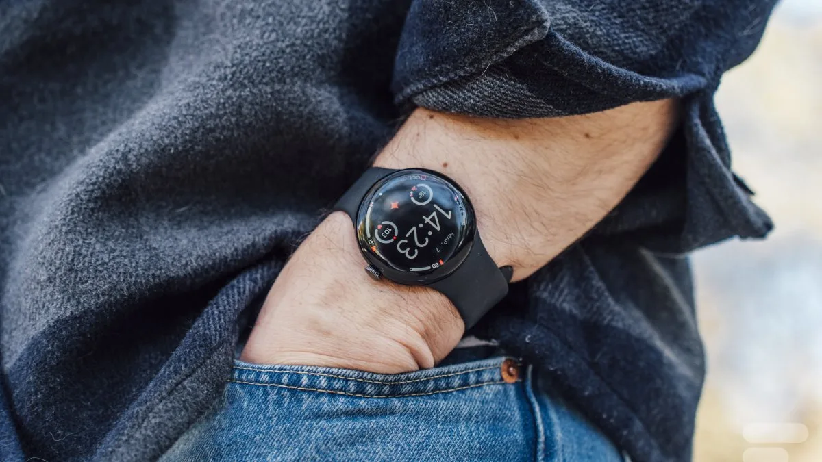 PIXEL WATCH 5 : LES RENDUS FUITÉS CONFIRMENT UN DESIGN CALQUÉ SUR LA PIXEL WATCH 4