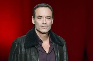 MORT D’ALAIN DELON : DEUX ANS APRÈS, SON FILS ANTHONY PARTAGE UN CLICHÉ ÉMOUVANT AVEC SA CHIENNE BLEW