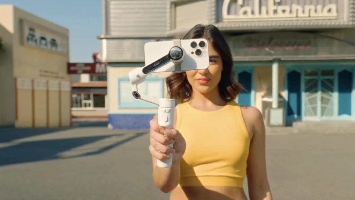 INSTA360 FLOW 2 : À MOINS DE 63 €, CE GIMBAL CAPABLE DE SUIVRE UN SUJET TOUT SEUL EST L’UN DES MOINS CHERS DU MOMENT