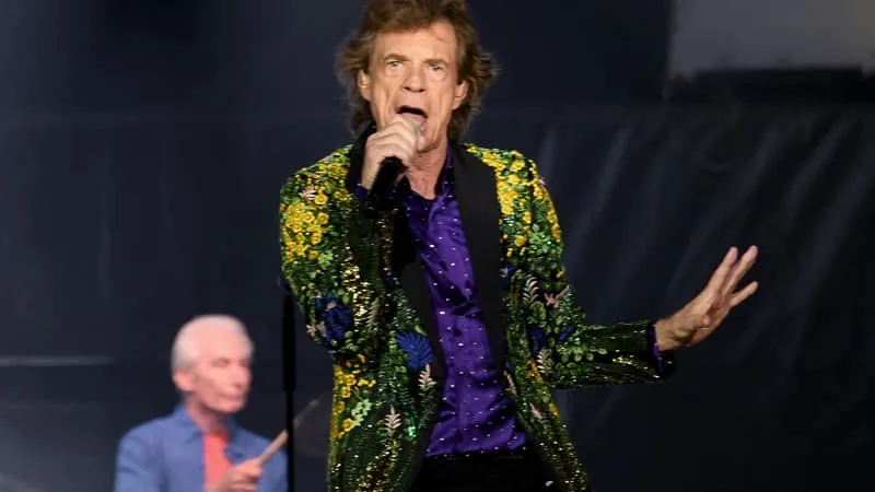 MICK JAGGER EST « INTÉRESSÉ » PAR UN BIOPIC SUR LES ROLLING STONES
