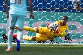 COUPE DU MONDE. MAIGNAN, DEUXIÈME GARDIEN DE L’HISTOIRE DES BLEUS A STOPPÉ UN PENALTY DANS UN MONDIAL