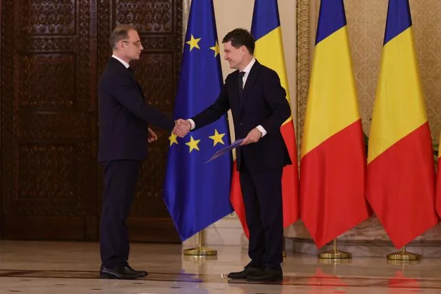 ENFIN UN NOUVEAU GOUVERNEMENT EN ROUMANIE : “LA CRISE EST TERMINÉE, POUR UN TEMPS”