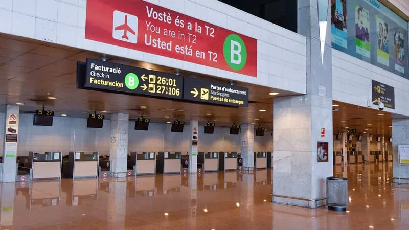 JUSQU’À DEUX MILLIONS DE PASSAGERS CONCERNÉS: UNE GRÈVE VA PERTURBER LE TRAFIC À L’AÉROPORT DE BARCELONE (MAIS LES VOLS VERS LA FRANCE DEVRAIENT ÊTRE ÉPARGNÉS)