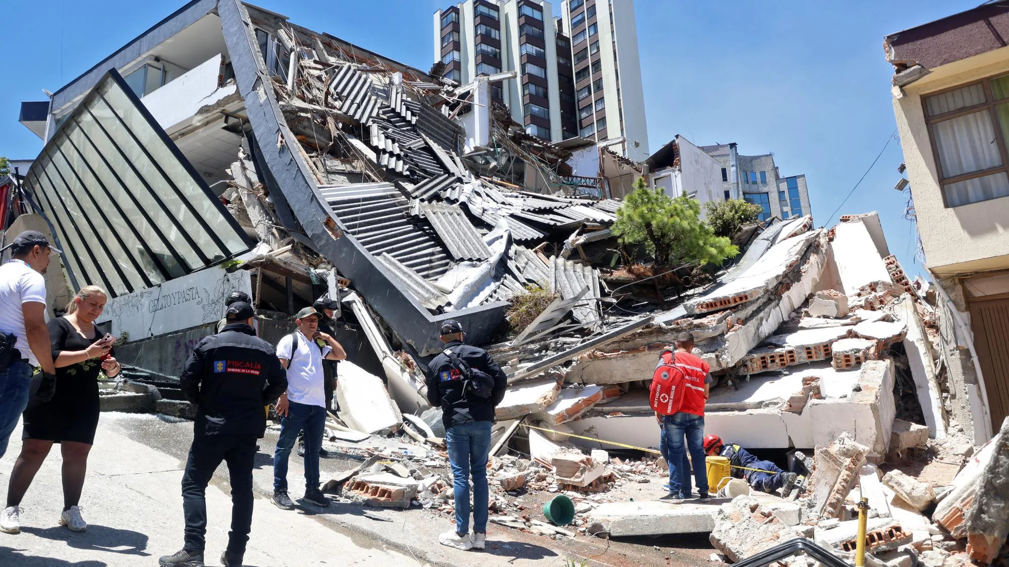 LA COLOMBIE EN « ÉTAT D’URGENCE » APRÈS UN PUISSANT SÉISME QUI A FAIT PLUS DE 110 MORTS