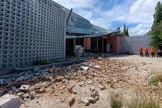 UN PUISSANT SÉISME DE MAGNITUDE 6,7 A FRAPPÉ LE CENTRE DE L’INDONÉSIE
