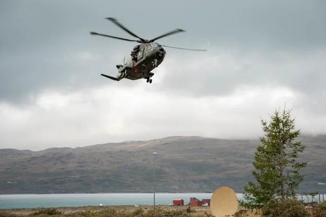 TIRS RUSSES CONTRE UN HÉLICOPTÈRE DANOIS : “UN DILEMME EXPLOSIF” POUR L’OTAN