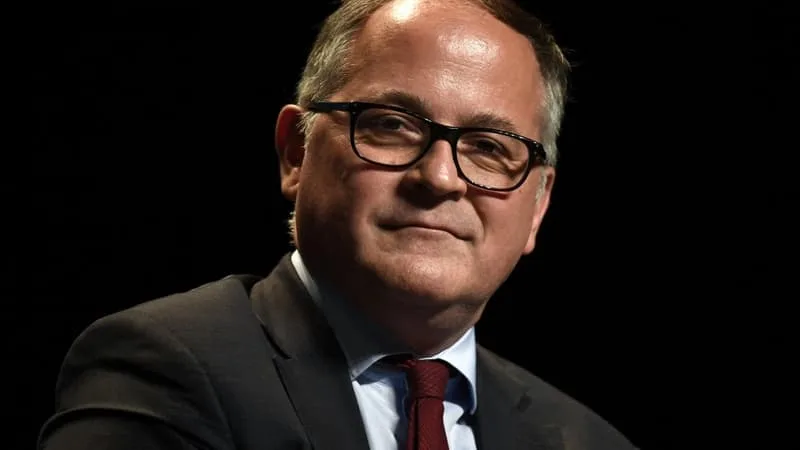 « SI C’ÉTAIT ANTICONCURRENTIEL, NOUS L’AURIONS DIT »: LE PRÉSIDENT DE L’AUTORITÉ DE LA CONCURRENCE NE FERME PAS LA PORTE AU RACHAT DE SFR PAR LES TROIS AUTRES OPÉRATEURS MAIS RIEN N’EST FAIT POUR AUTANT