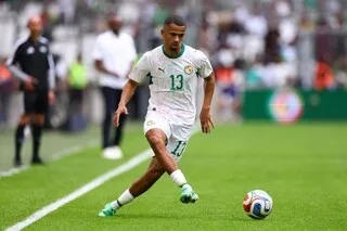 SÉNÉGAL – COMORES. COURTE VICTOIRE DES LIONS DE LA TERANGA AU VÉLODROME DE MARSEILLE, PATRICK VIEIRA TOUJOURS INVAINCU