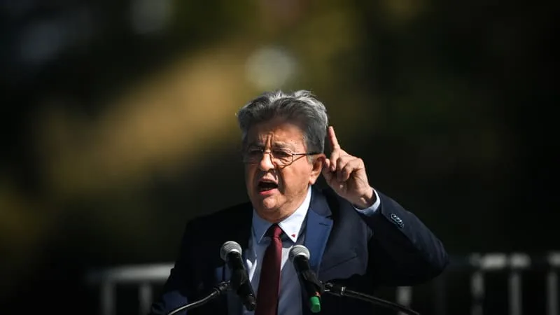 DE JEAN-LUC MÉLENCHON À DAVID LISNARD, LA FACTURATION ÉLECTRONIQUE OBLIGATOIRE DANS LE VISEUR DES CANDIDATS À LA PRÉSIDENTIELLE