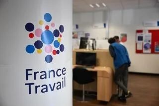 FRANCE : LE TAUX DE CHÔMAGE MONTE À 8,3 % AU DEUXIÈME TRIMESTRE, AU PLUS HAUT DEPUIS L’AUTOMNE 2020