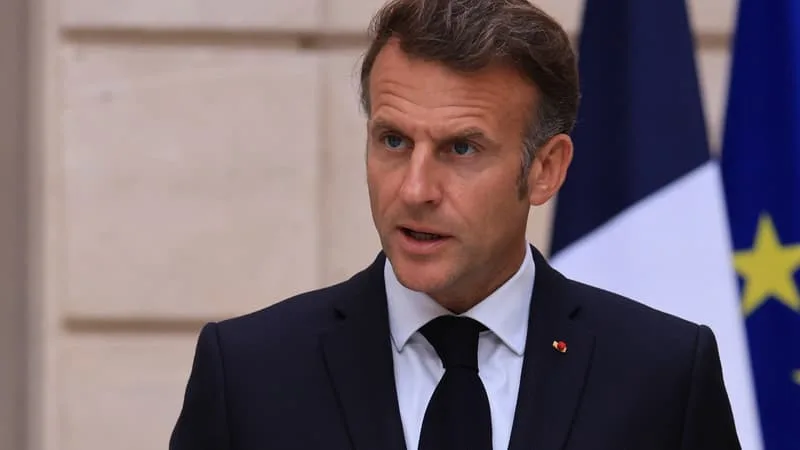 « VÉRITÉ » POUR LA FAMILLE, « COMPRENDRE COMMENT ON EN EST ARRIVÉ LÀ »… EMMANUEL MACRON DONNE SES TROIS PRIORITÉS APRÈS LA MORT DE LYHANNA