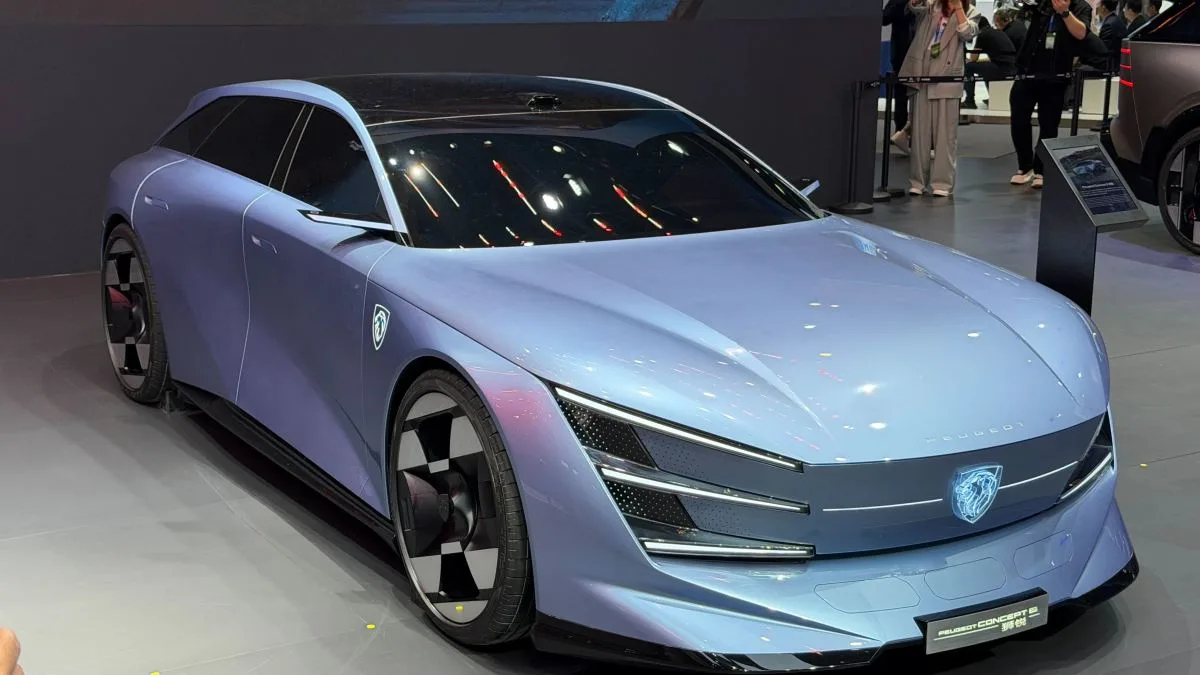 « CES VOITURES NE SONT PAS PRÉVUES POUR L’EUROPE » : LES PEUGEOT ÉLECTRIQUES LES PLUS SPECTACULAIRES NOUS PASSENT SOUS LE NEZ