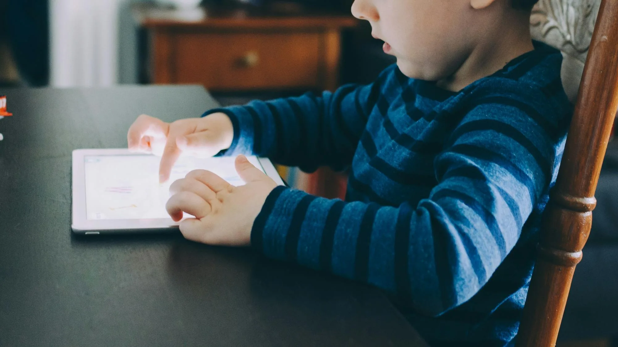 COMMENT FONCTIONNE POPPINS, CETTE APPLI MOBILE POUR SOIGNER LA DYSLEXIE, BIENTÔT REMBOURSÉE PAR LA SÉCURITÉ SOCIALE