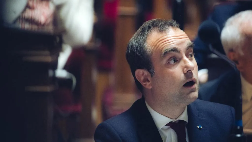 LECORNU APPELLE À « TROUVER UNE SOLUTION » POUR LES ARMÉES APRÈS UN COUP DES LR AU SÉNAT