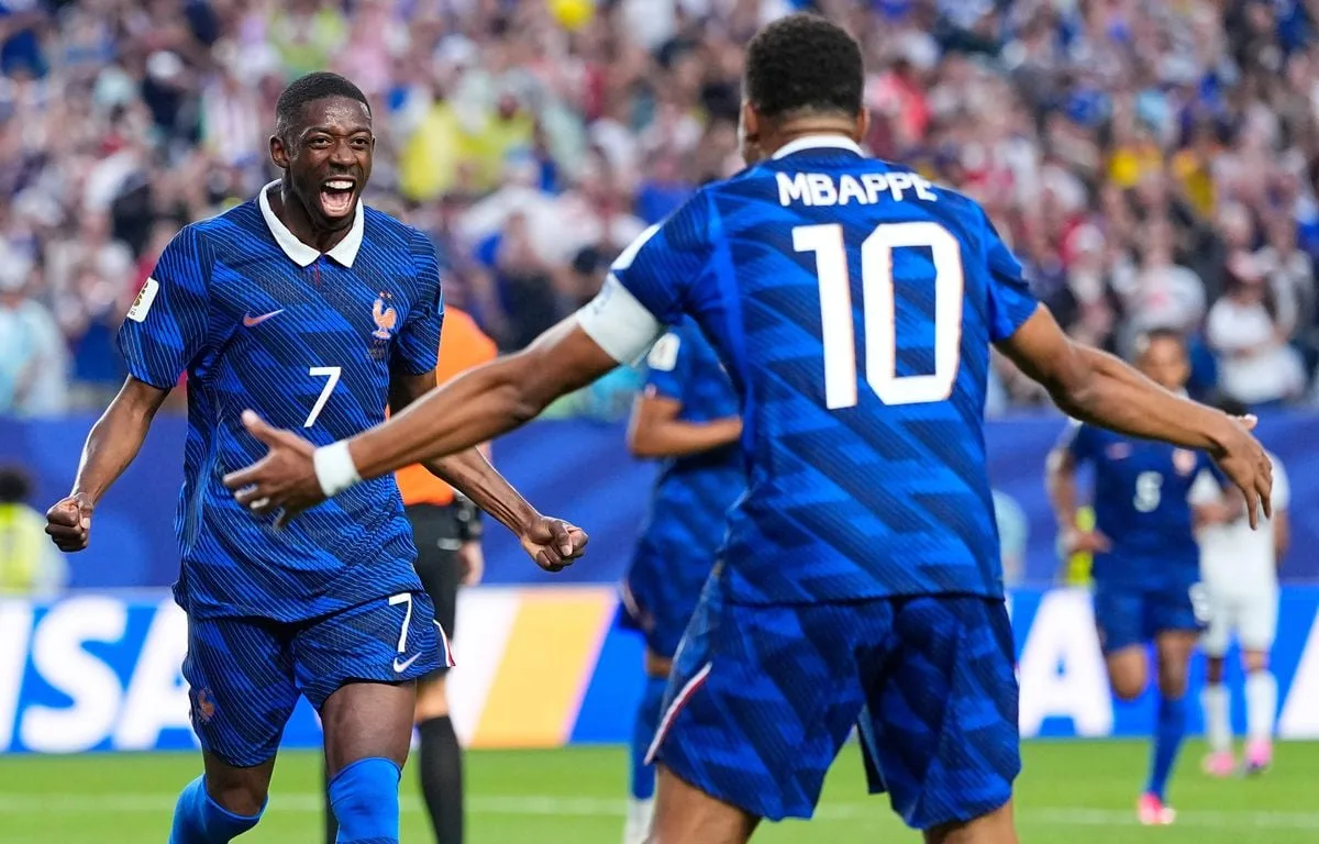 FRANCE – IRAK : LES BLEUS BATTENT L’IRAK AU BOUT DE LA PLUIE ET SE QUALIFIENT POUR LES 16ES… REVIVEZ LE LIVE DU MATCH