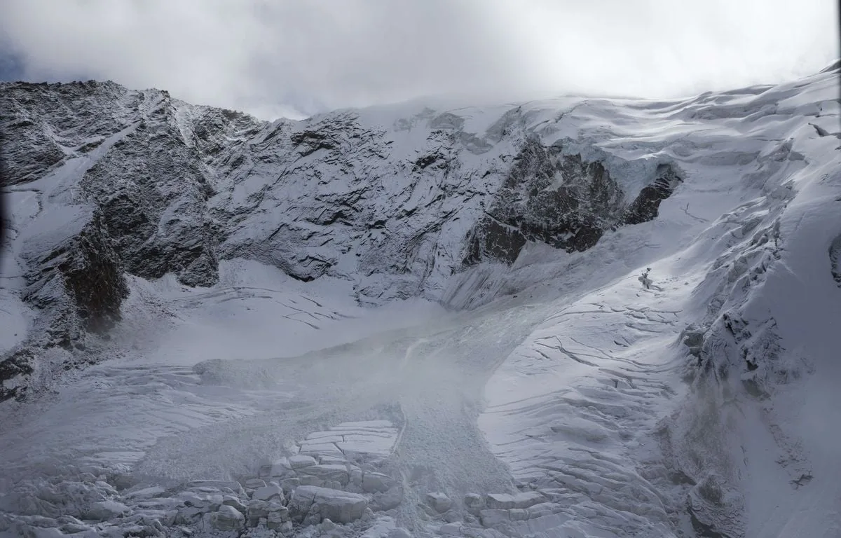 ALPES : LES CORPS DE DEUX ALPINISTES DÉCOUVERTS SUR UN GLACIER 34 ANS APRÈS LEUR DISPARITION
