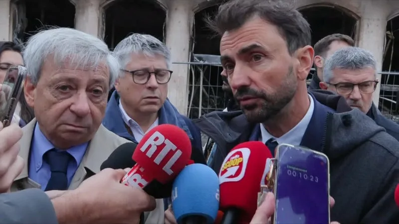 « J’AI EU PEUR »: LE MAIRE DE LYON GRÉGORY DOUCET ASSURE AVOIR « CRAINT POUR LA VIE DE CERTAINES PERSONNES » LORS DES VIOLENCES QUI ONT TOUCHÉ LA VILLE LE 17 OCTOBRE