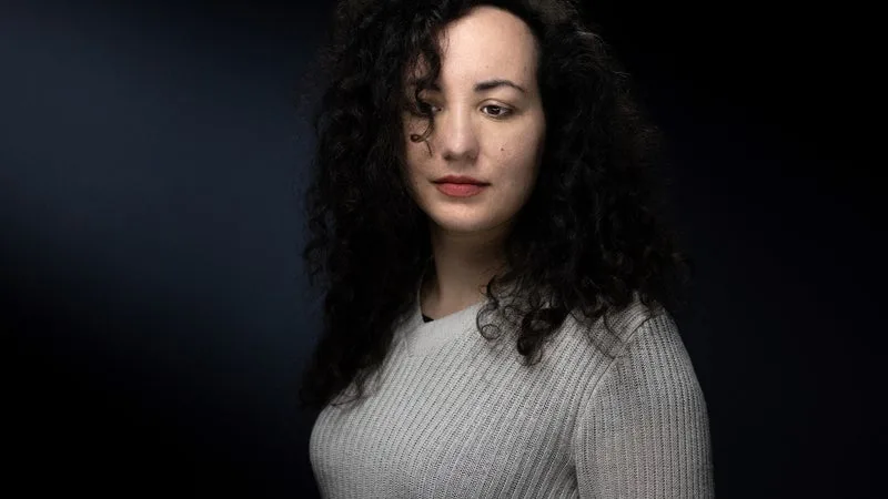 « J’AI PERDU 41% DE MES REVENUS »: PREMIÈRE FEMME À AVOIR PORTÉ PLAINTE CONTRE PPDA, FLORENCE PORCEL RACONTE CE QUE LUI A COÛTÉ SA PRISE DE PAROLE