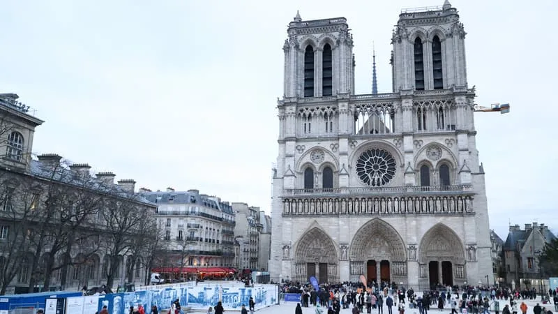 PRÊTRE PARISIEN SOUPÇONNÉ DE PLUSIEURS VIOLS SUR MINEURS: LE DIOCÈSE DE PARIS SIGNALE QU’IL ÉTAIT INTERDIT DE CONTACT AVEC DES MINEURS DEPUIS 2024