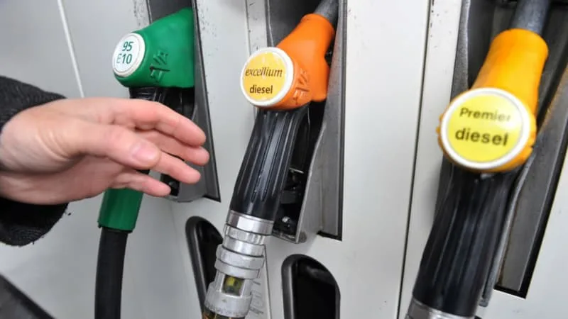 LITRE DE GAZOLE À PLUS DE 2,23 EUROS ET AU-DESSUS DES 2 EUROS POUR L’ESSENCE: FAUT-IL S’ATTENDRE À UNE BAISSE DES PRIX À LA POMPE DANS LES PROCHAINS JOURS?