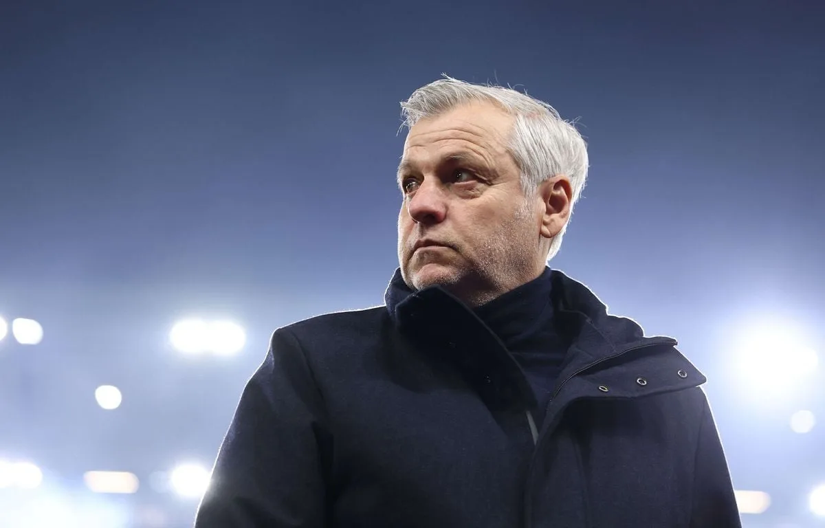LIGUE 1 : LE BAL DES ENTRAÎNEURS CONTINUE, LENS VA PERDRE PIERRE SAGE ET BRUNO GÉNÉSIO SE RAPPROCHE DE MARSEILLE