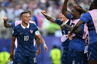 COUPE DU MONDE. « UNE VICTOIRE NETTE, 3 BUTS À 0 DE LA FRANCE » : LES PARIEURS EN LIGNE ENTRE EXCITATION ET ADDICTION