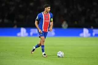 PSG. « LÉGÈRE LÉSION À LA CUISSE DROITE » POUR ACHRAF HAKIMI BLESSÉ APRÈS LE MATCH FACE AU STADE BRESTOIS
