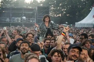 ENTRETIEN. LA ROUTE DU ROCK LANCE SA 34E ÉDITION : COMMENT TIENT « LE PLUS PETIT DES GRANDS FESTIVALS INDÉ » ?