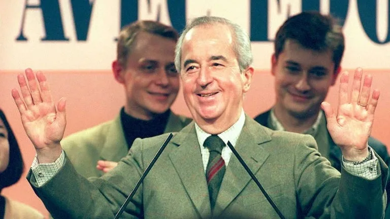 ON LE COMPARAIT À REAGAN OU THATCHER: ALORS QUE CHIRAC EST VÉNÉRÉ POURQUOI LE CHANTRE DE L’AUSTÉRITÉ BALLADUR EST AUJOURD’HUI EN MANQUE D’HÉRITIERS