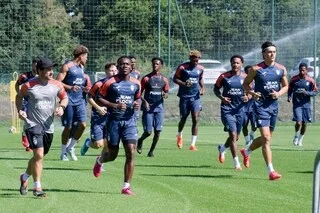 FC LORIENT. LA PREMIÈRE POUR FAYE, BAMBA EN SOLO… LE GROUPE CONTINUE SA PRÉPA AVANT LE DERNIER MATCH AMICAL EN ALLEMAGNE