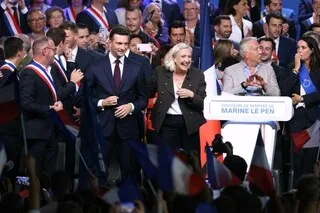 PRÉSIDENTIELLE 2027 : À HÉNIN-BEAUMONT, MARINE LE PEN PARLE DU LOGEMENT ET TENTE DE DISSIPER LES TENSIONS