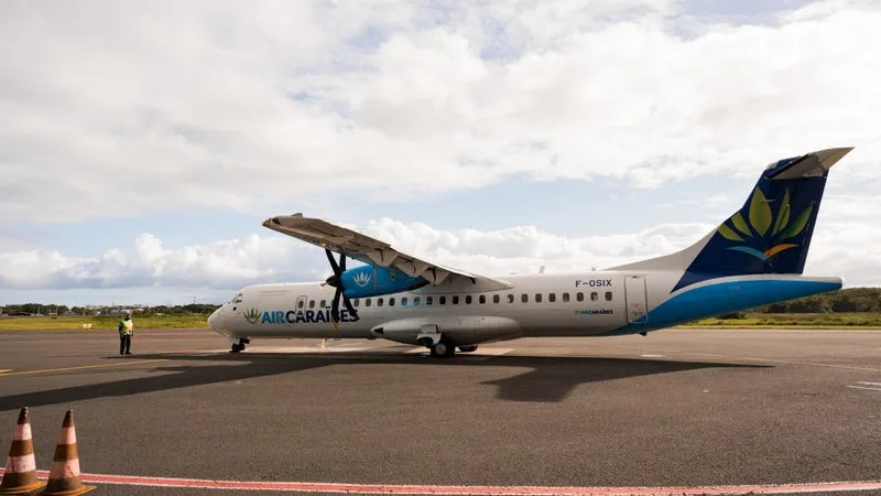 CINQ DES 7 AVIONS ATR 72-600 D’AIR CORSICA À L’ARRÊT POUR DES « ODEURS INHABITUELLES » D’HUILE: LA COMPAGNIE AÉRIENNE AFFRÈTE D’AUTRES AVIONS POUR ASSURER LES LIAISONS VERS LA CORSE