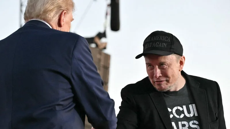 PLUS DE 500 TRANSACTIONS RÉALISÉES RIEN QU’AU MOIS D’AOÛT: LE TRUST DANS LEQUEL SONT LOGÉS LES AVOIRS DE DONALD TRUMP A ACHETÉ DES MILLIONS DE DOLLARS DE TITRES META ET SPACEX