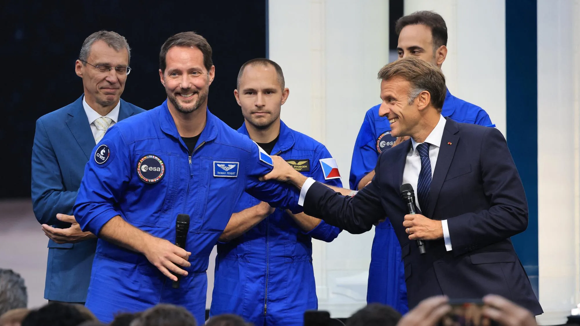 EMMANUEL MACRON AVAIT UNE ANNONCE À FAIRE SUR THOMAS PESQUET LORS DU SOMMET SPATIAL ORGANISÉ À PARIS